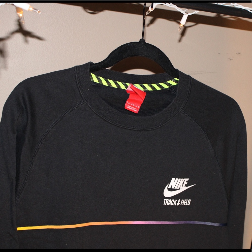Blacks Nike crewneck size L